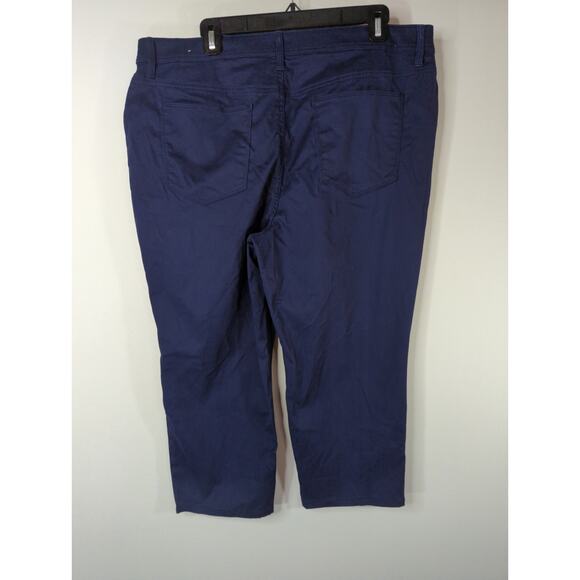 Chico's Navy Blue Slim Leg Cropped Pants Women's Size 16P Mid Rise Casual Career - Picture 5 of 10